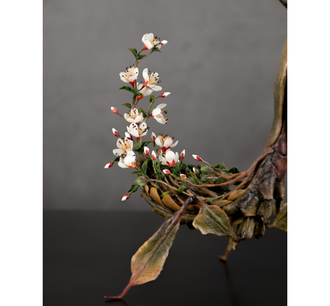 Sculpture of a mantis. Art handmade 